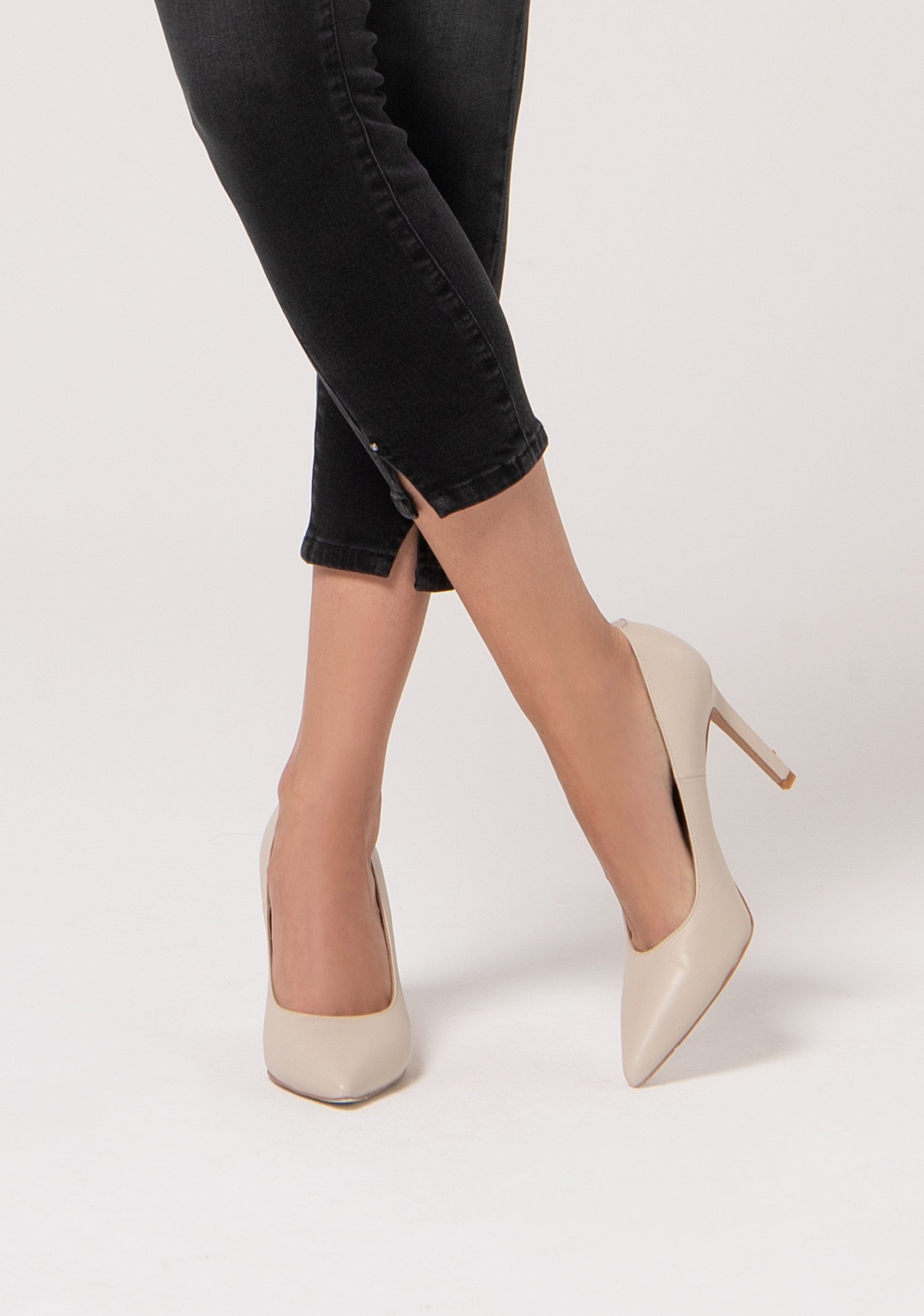 Denim Cropped Shape Up Betty Pant V