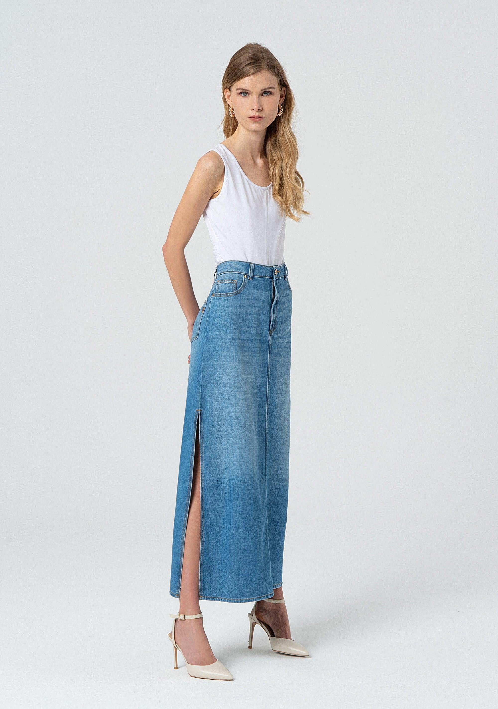Gonna regular lunga in denim con lavaggio medio