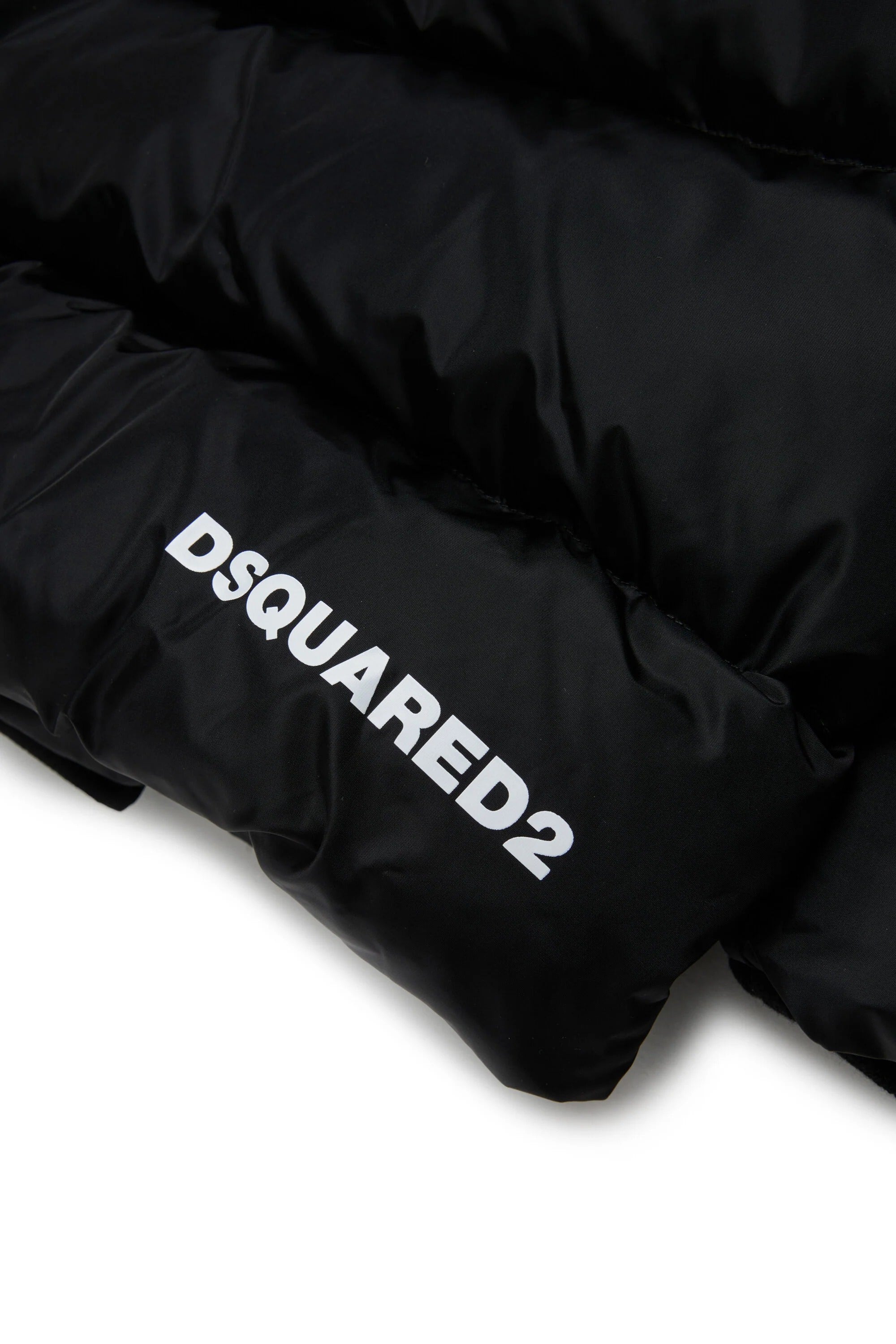 Giacca corta imbottita con cappuccio e logo DSQUARED2 nero DQ1090-D00BN DQ900 DSQUARED KID 