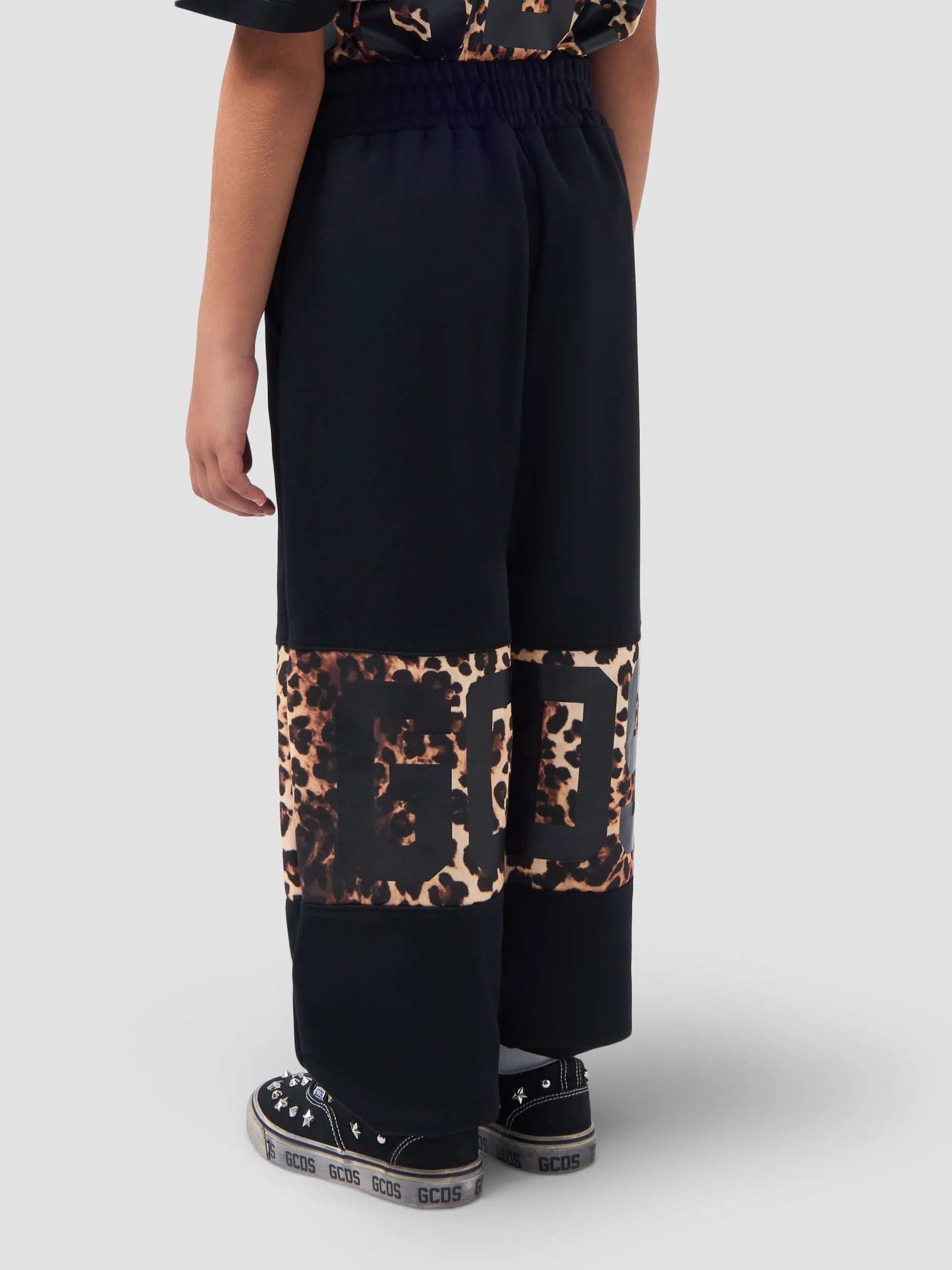 pantalone tuta Z0GJQI588F005 999M GCDS 