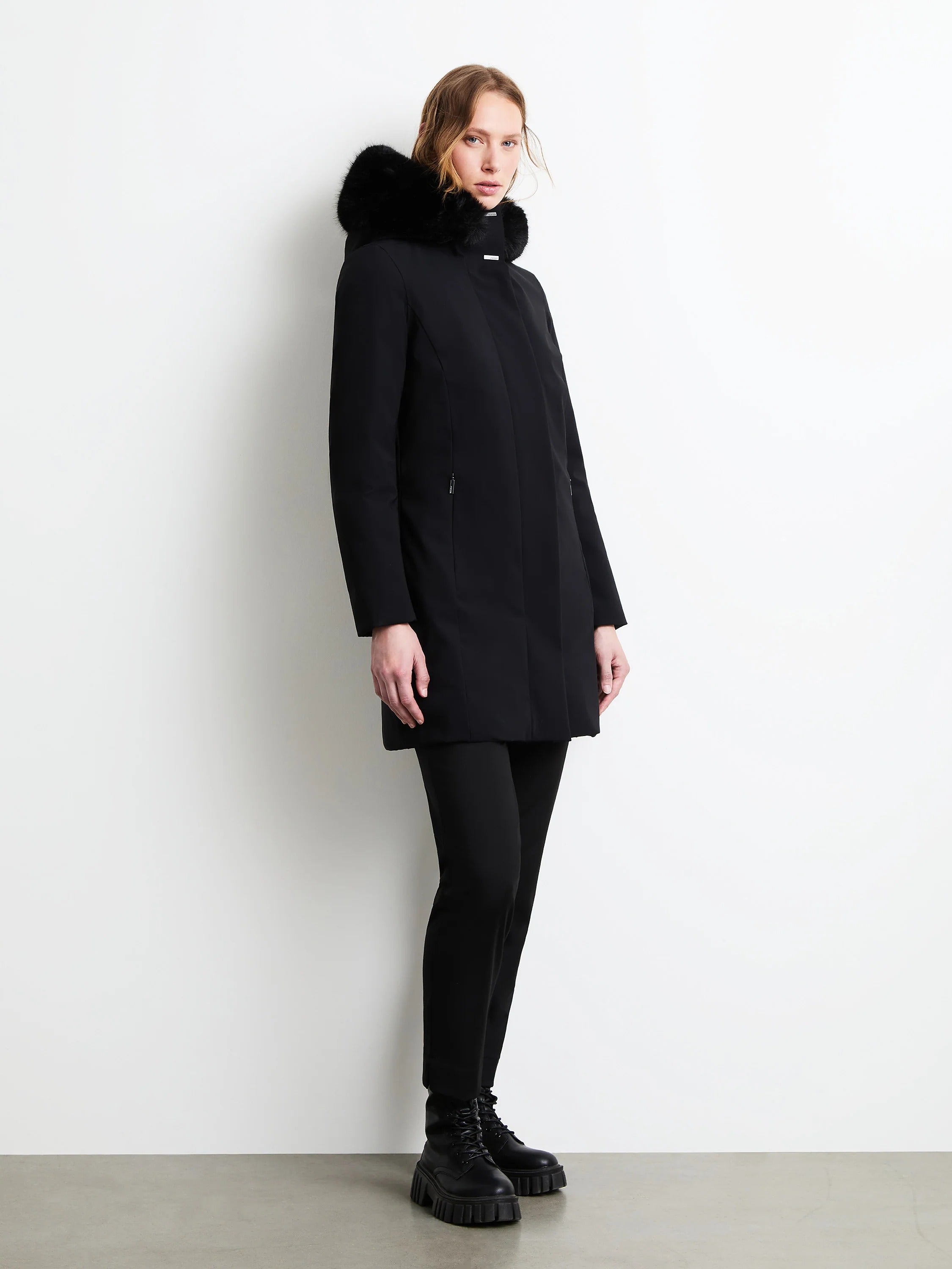 Surflex Winter Long Fur Wom Jkt black W26502F 10 RRD 