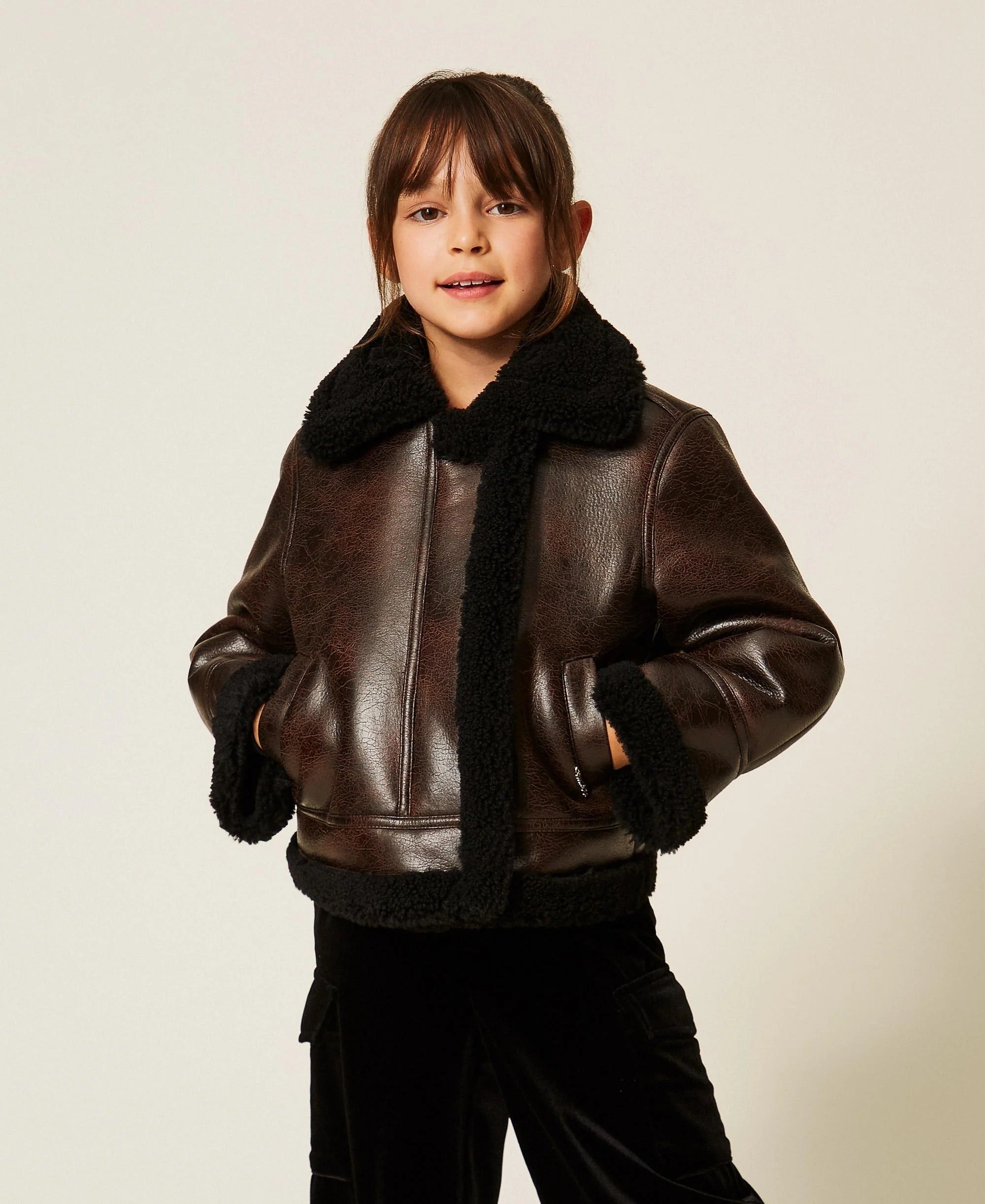 Bomber effetto pelle con faux fur moro/nero 262GJ2030 13820 TWINSET 
