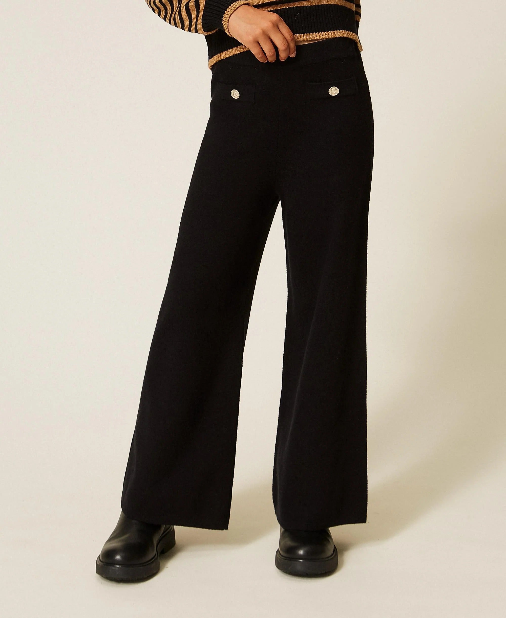 Pantaloni in maglia con bottoni neri 262GJ3033 00006 TWINSET 
