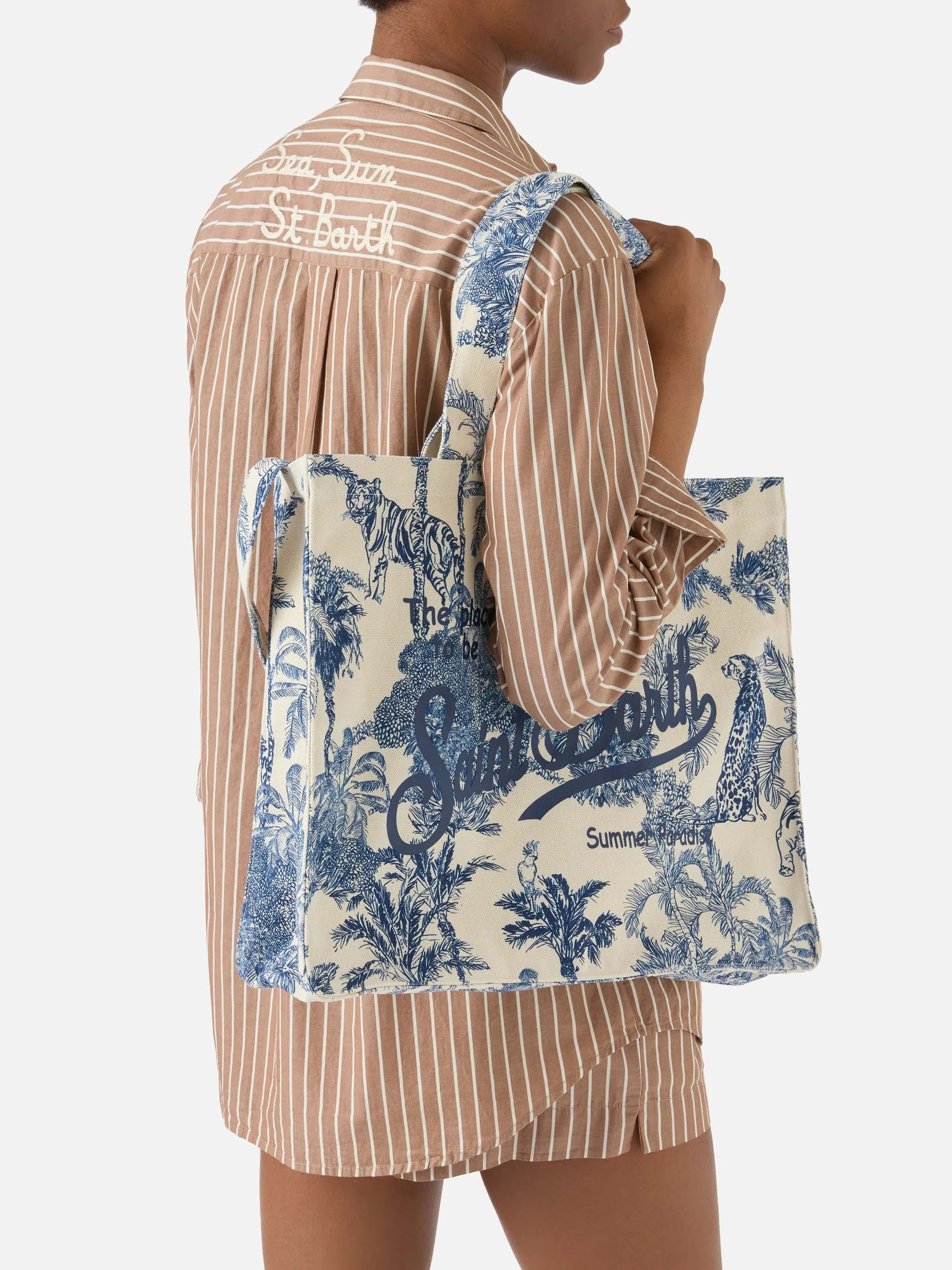 Borsa Essential in canvas con stampa toile de jouy blu e logo stampato EBAGN007 02156L MC2 SAINT BARTH 