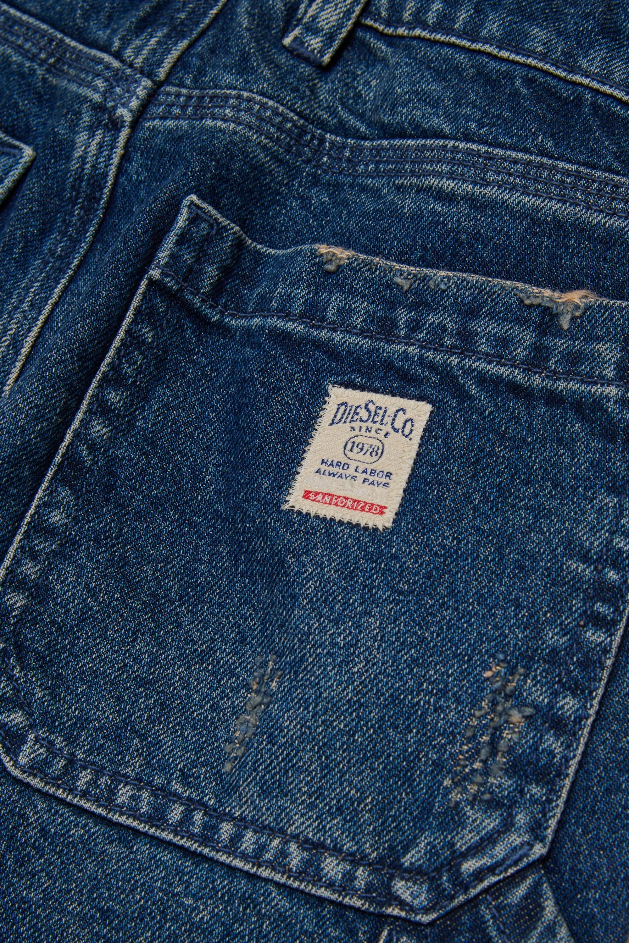 DIESEL<BR/>Jeans blu scuro comodi con effetto sporco - D-Argjx Work J02349-KXBQC K01 DIESEL 