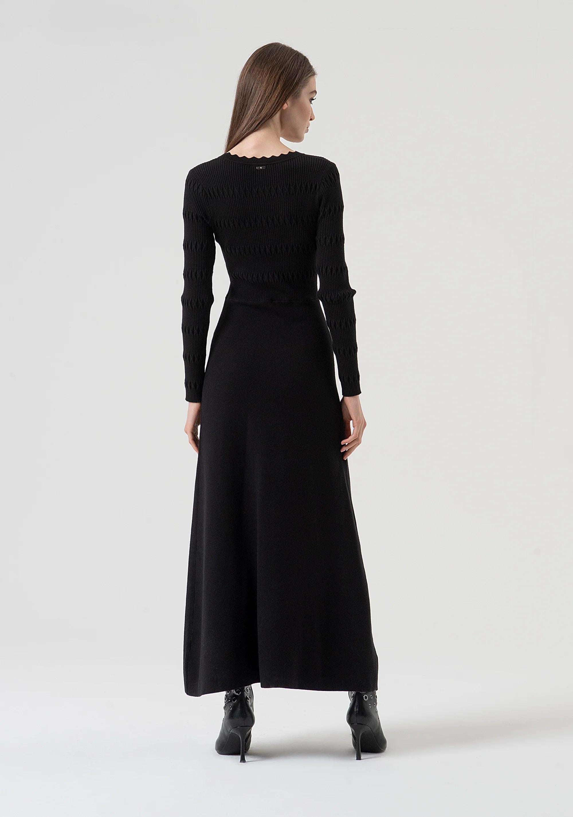 Fracomina Abito slim lungo in maglia black FR25WD5006K50401 053 FRACOMINA 