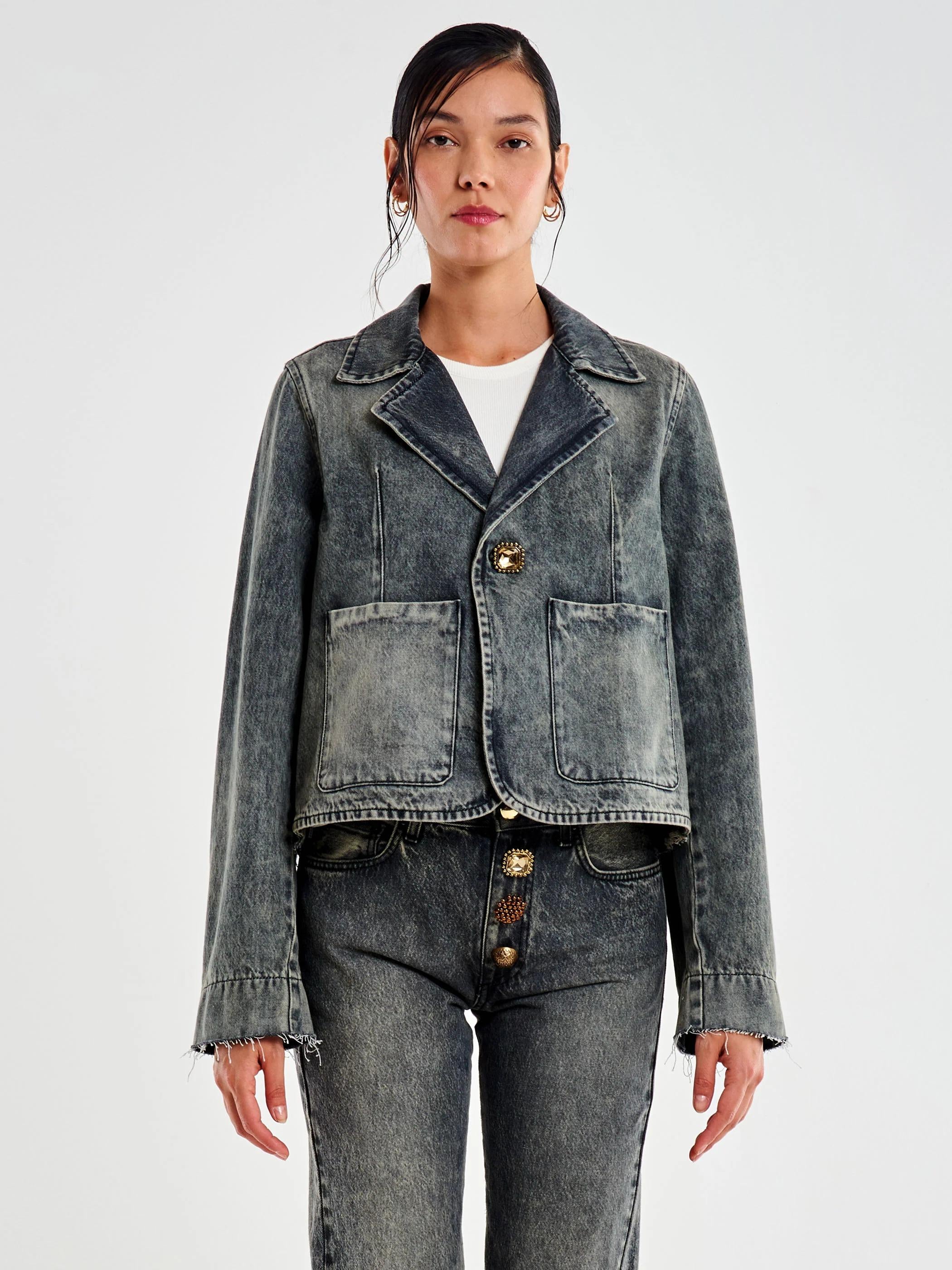Giacca in Jeans Cropped con Bottoni Gioiello DF5044 NERO VICOLO 