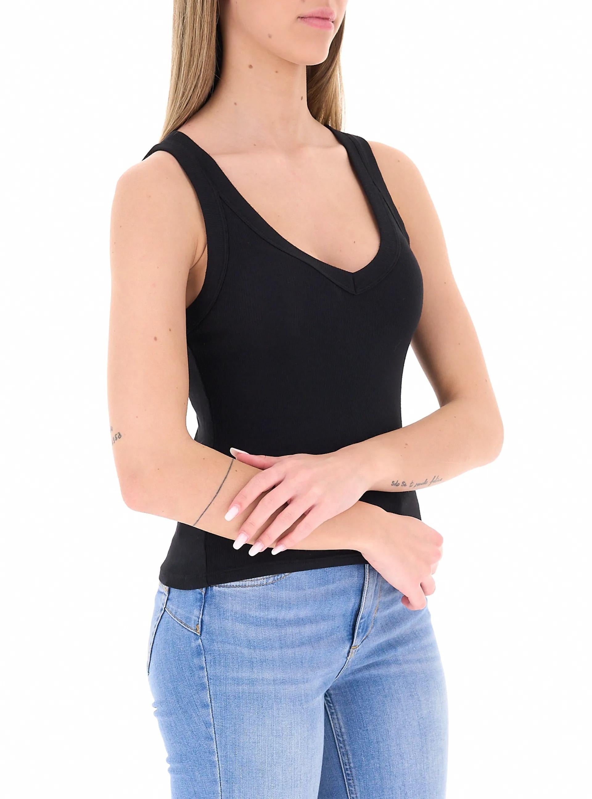 VICOLO<BR/>Canotta in cotone NERA UAB0042 NERO VICOLO 