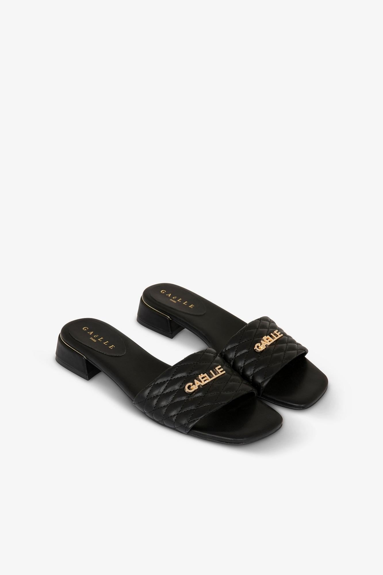 Sandalo Con Tacco Tessuto Matelasse E Placchetta Logo  Nero - Gaëlle Paris GACAW01709-MTFI0007 NE01 GAELLE 