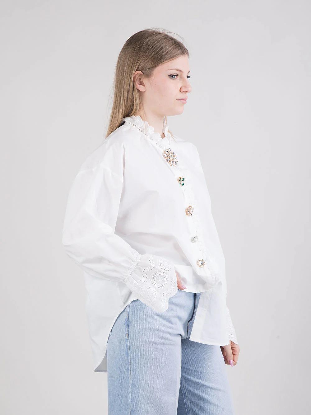 PAPERLACE<BR/>Camicia con bottoni gioiello e dettagli ricamati bianca P26-A403 110 PAPERLACE 