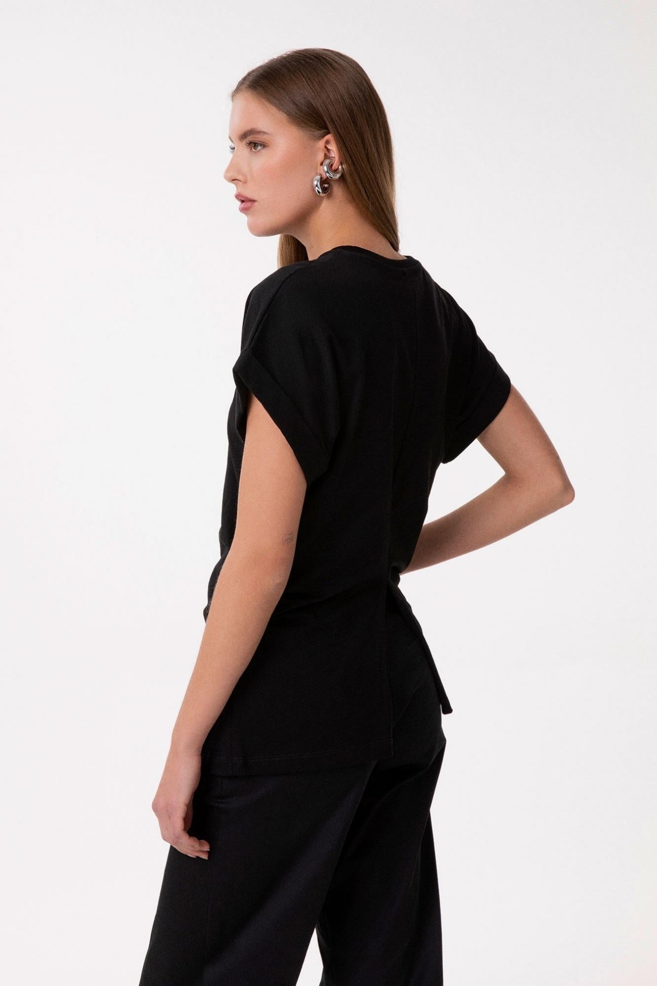 T-Shirt Paricollo Mezza Manica Con Risvolto E Logo Strass  Nero - Gaëlle Paris GAABW09372-PTTS0043 NE01 GAELLE 