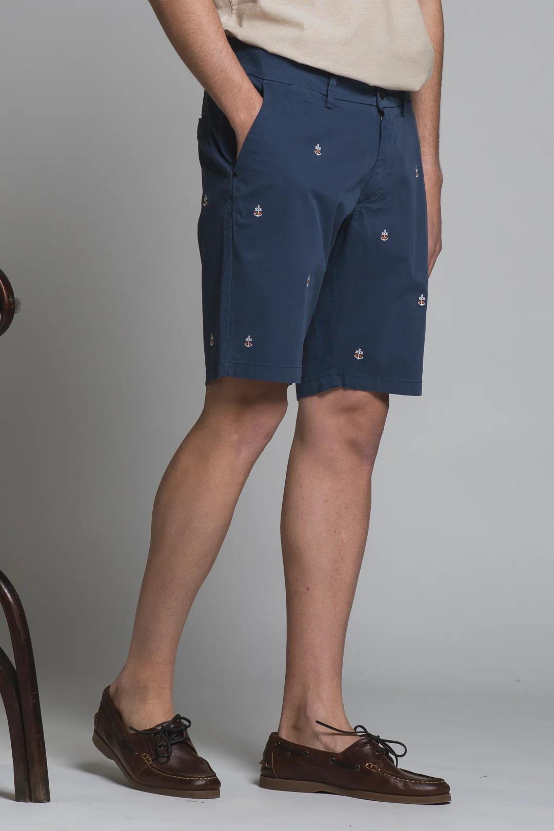 REY STILL CHINO SHORT IN TWILL WITH EMBROIDERY BLU IM26SSBM-REYSTILL-GAB C27 IMPURE 