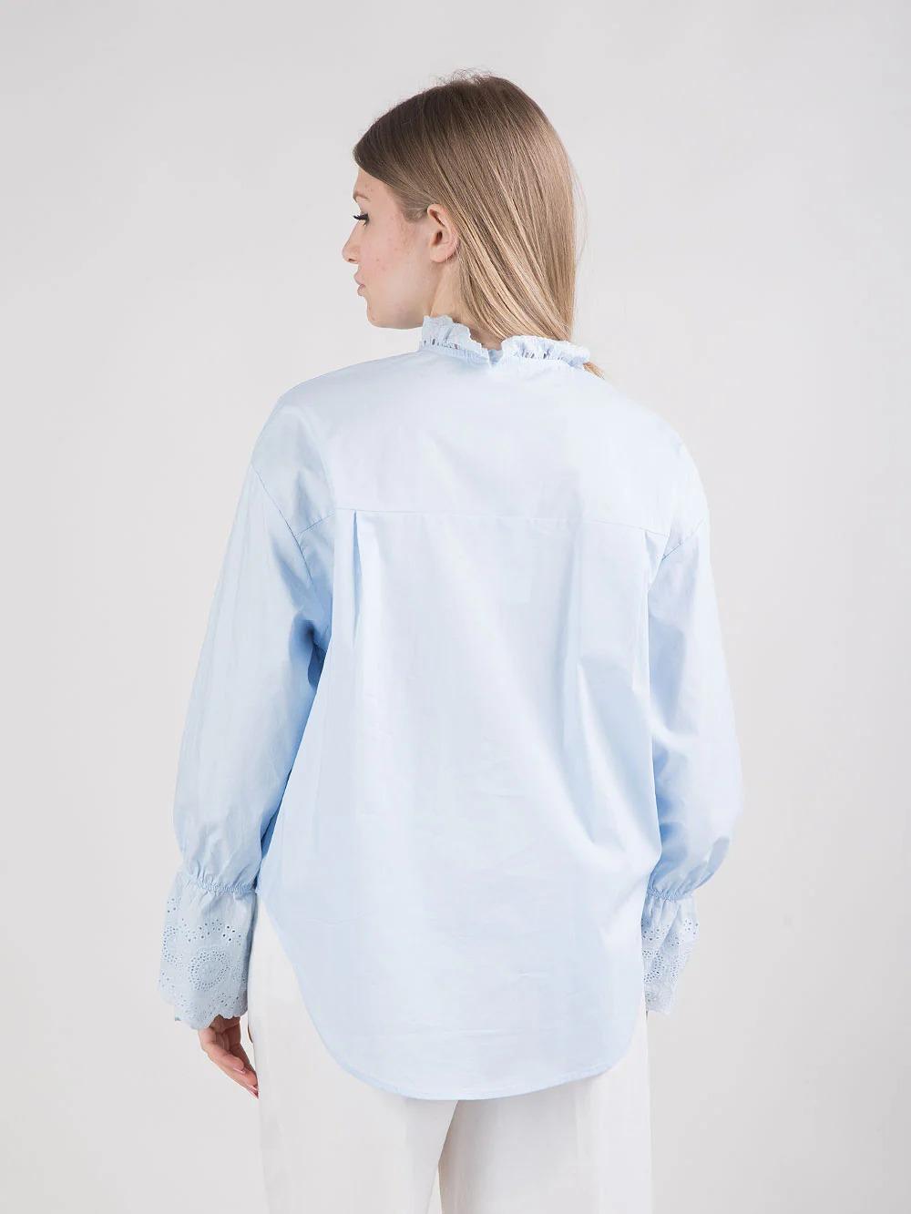 PAPERLACE<BR/>Camicia con bottoni gioiello e dettagli ricamati celeste P26-A403 305 PAPERLACE 