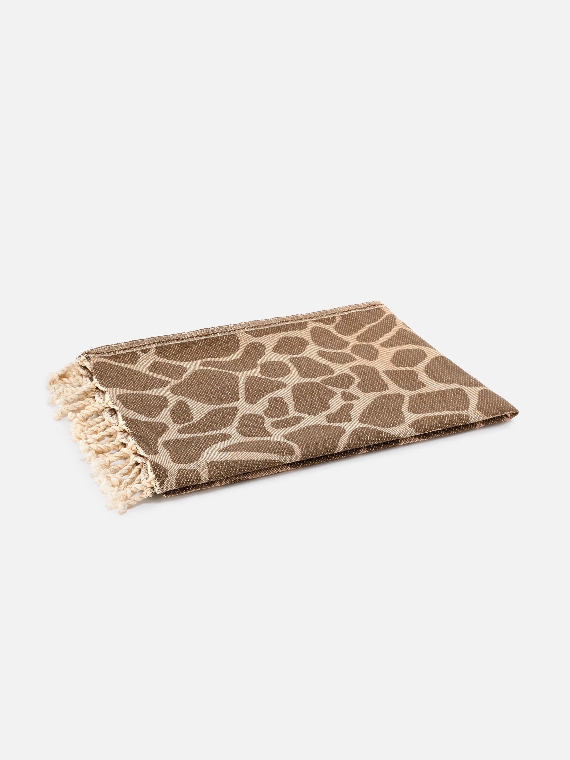 Telo mare Foutas in cotone jacquard con fantasia animalier FOUT009 01061L MC2 SAINT BARTH 