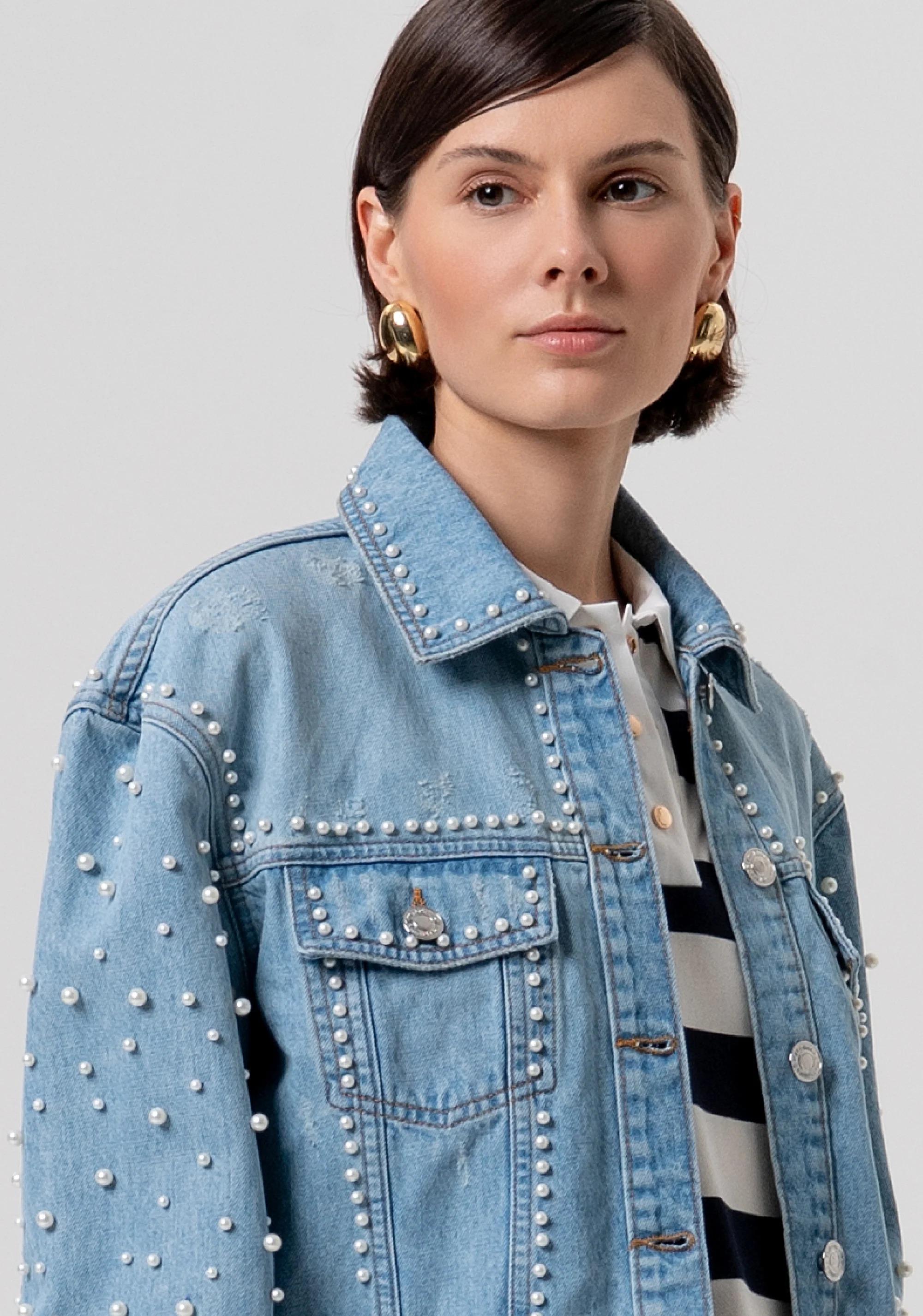FRACOMINA Giacca regular in denim con lavaggio chiaro e perle FR26SJ4004D47103 062 FRACOMINA 