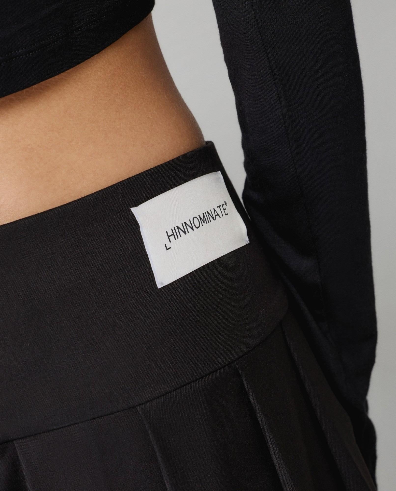 Gonna Corta Pantaloncino A Pieghe  Nero HMABW02225-TMTS0172 NE01 HINNOMINATE 