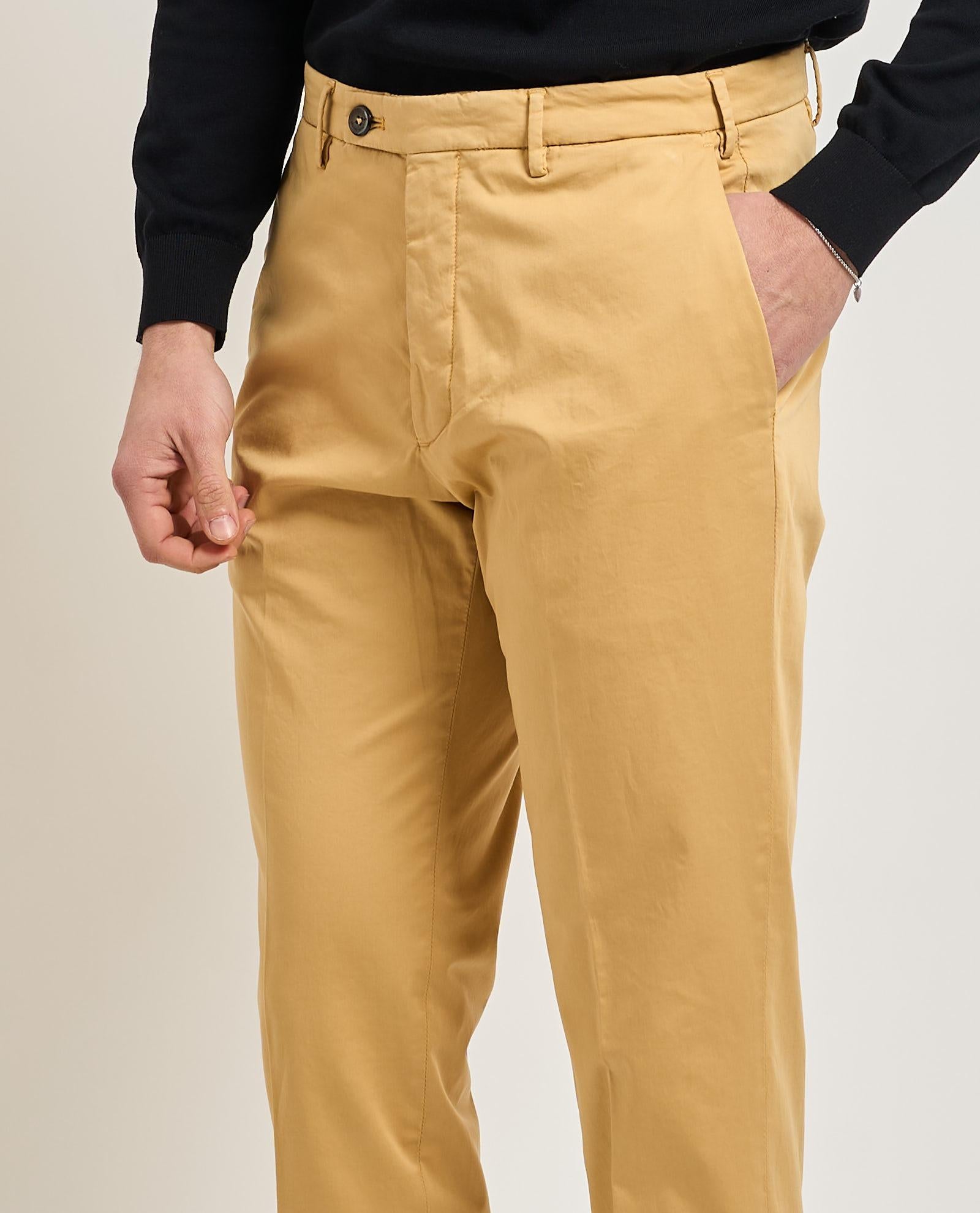 Pantaloni uomo Michael Coal con bottone Ocra MCBRA2030S26C789 MCBRA2030S26C 789 MICHAEL COAL 