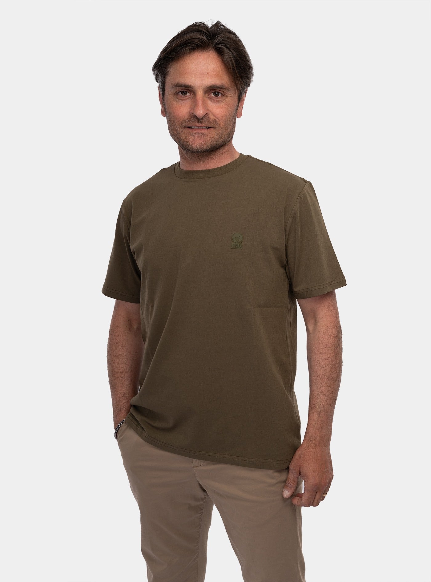 immagine-1-ciesse-piumini-rupi-t-shirt-verde-militare-t-shirt-235cpmt01666-c6240x-403xxx