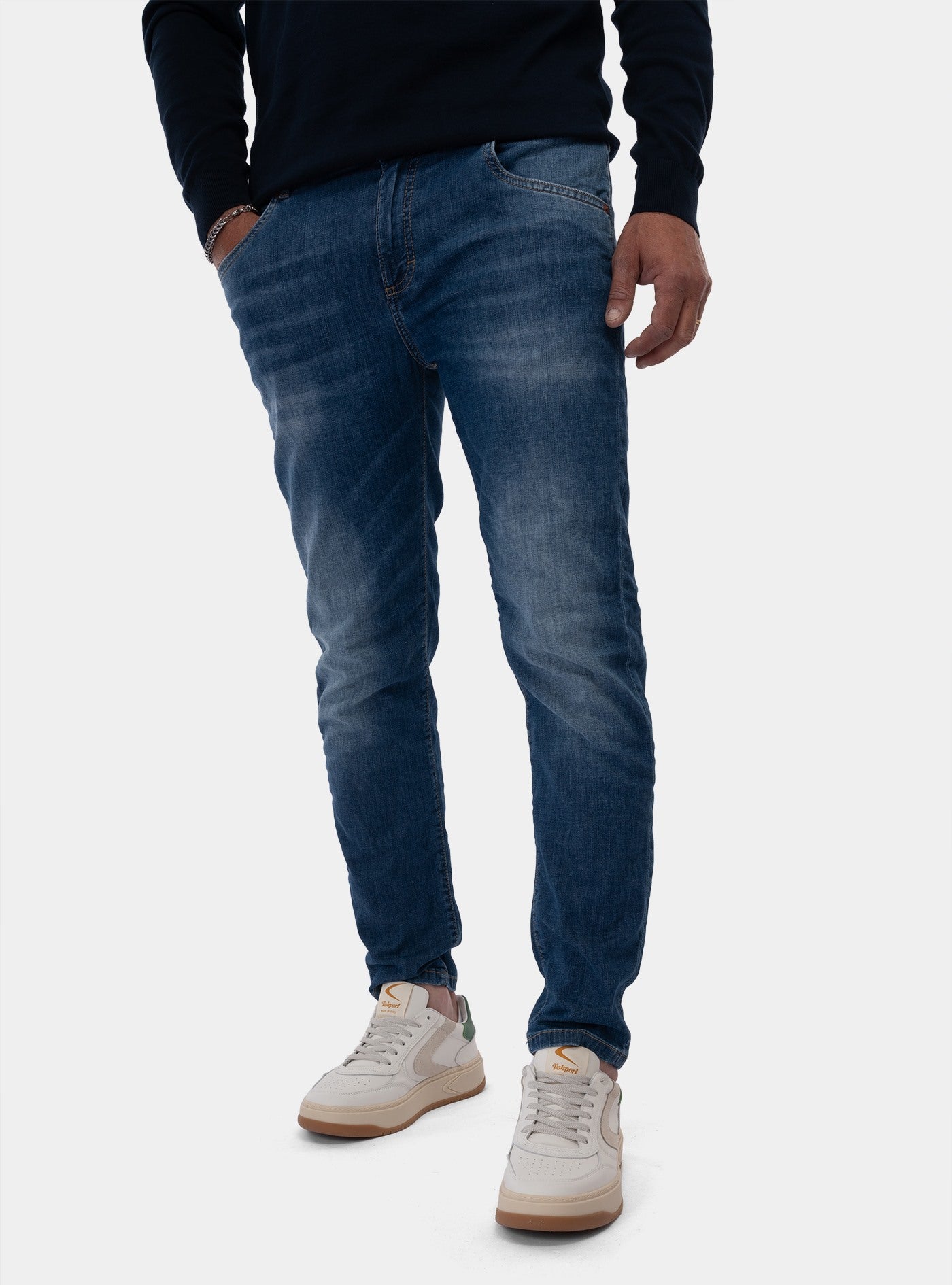 immagine-1-nolab-jeans-jeans-researcher-d99-b519