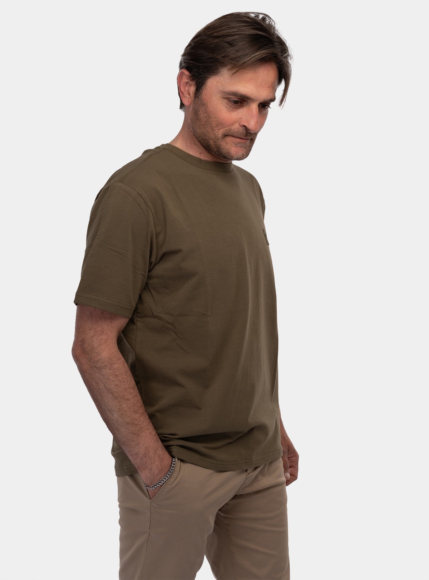 immagine-2-ciesse-piumini-rupi-t-shirt-verde-militare-t-shirt-235cpmt01666-c6240x-403xxx