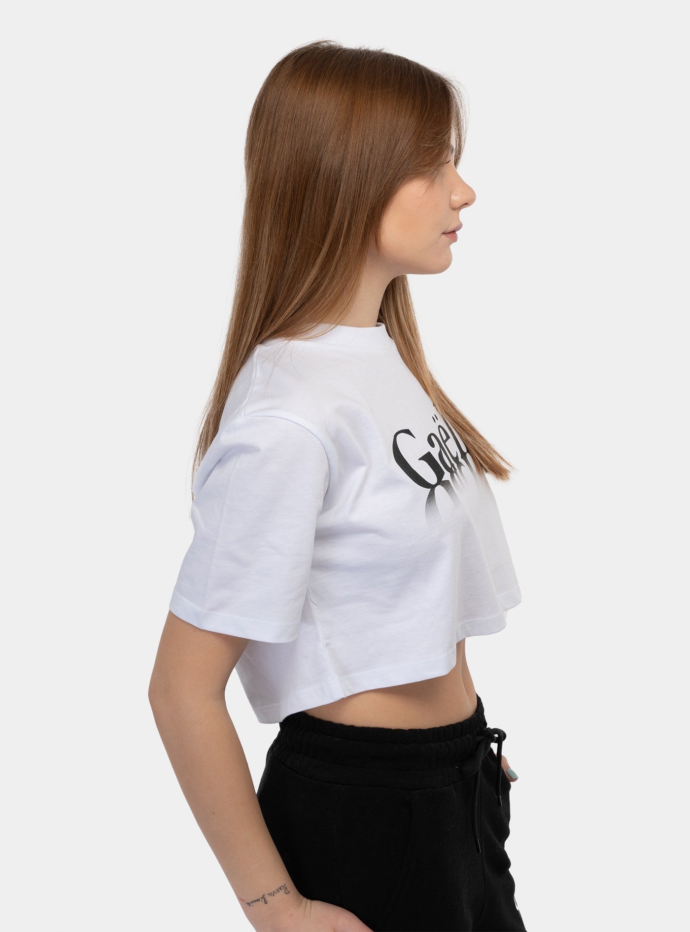 immagine-2-gaelle-t-shirt-bianca-t-shirt-gaabw00376-ptts0043-bi01