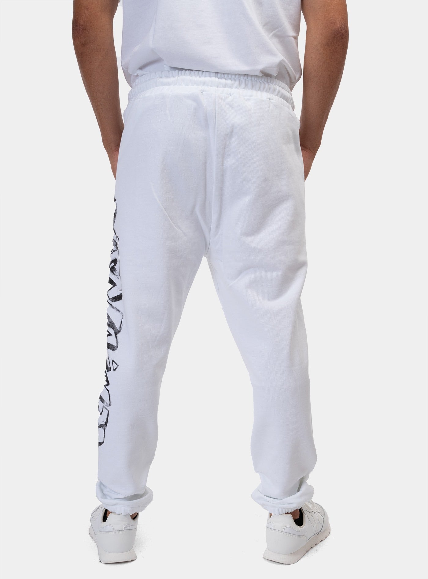 immagine-3-disclaimer-pantalone-in-felpa-bianco-st-nera-pantaloni-24eds54205-bianco