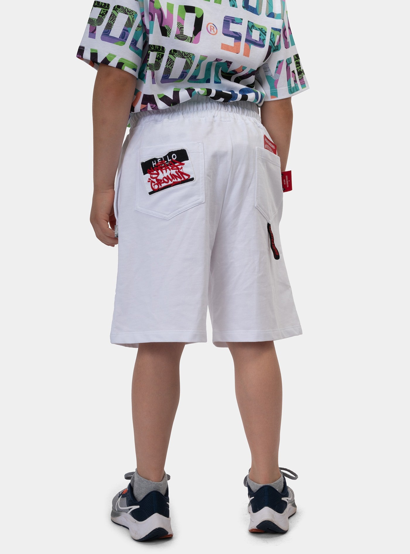 immagine-3-sprayground-label-shark-crew-short-white-short-spy1036-white